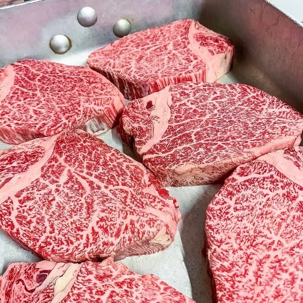 Japanese A5 Wagyu Fillet Steak  Hida